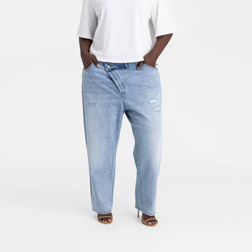 Women's Blue Straight Leg Jeans